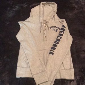 Abercrombie & Fitch sweatshirt